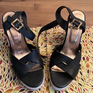 TED BAKER Sellana Espadrille Sandals - EUC Worn only a few times!